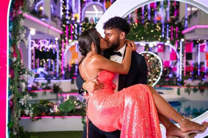 Love Island Stars Johnny Lee And Cely Still Together?