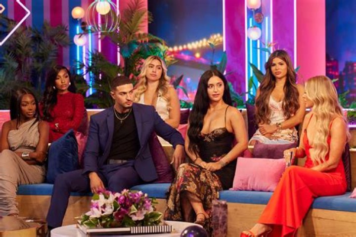 Love Island USA and Too Hot To Handle stars hook up