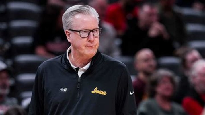 Lute Olson, legendary basketball coach for Iowa and Arizona, has died