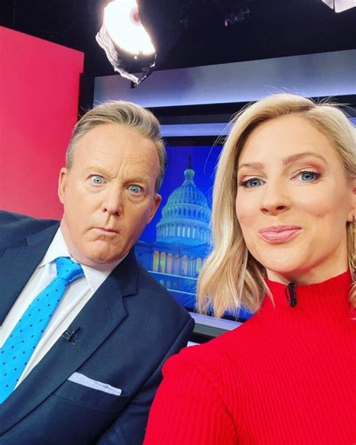 Lyndsay Keith NewsMax | Wiki/Bio, Age, Photos, Husband, Married, Net Worth, Height and Career
