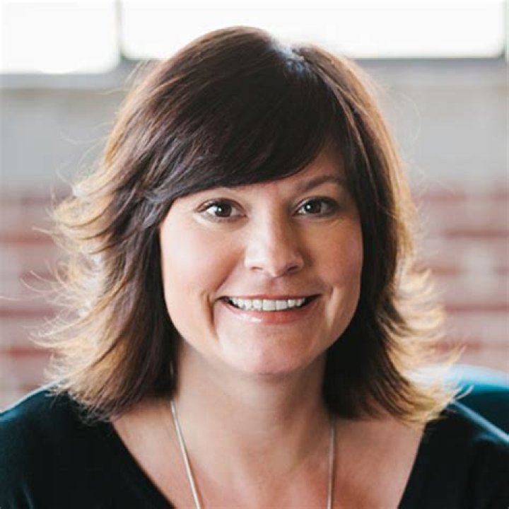 
Lynne Laube
Net Worth
