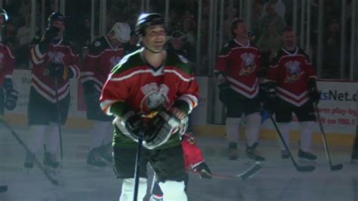 Mallards put Pat Nadeau in hall of fame
