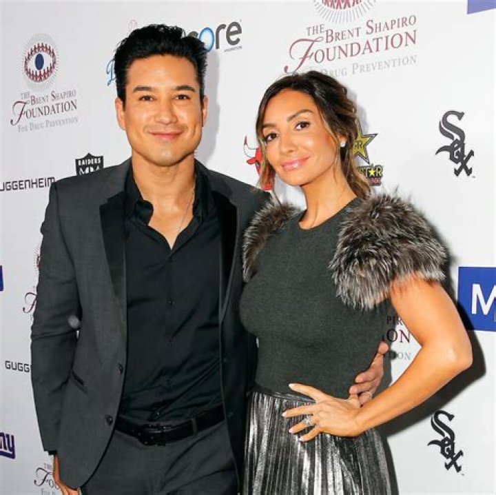 Mario Lopez Wife: Facts Surrounding His Marriage & Dating History