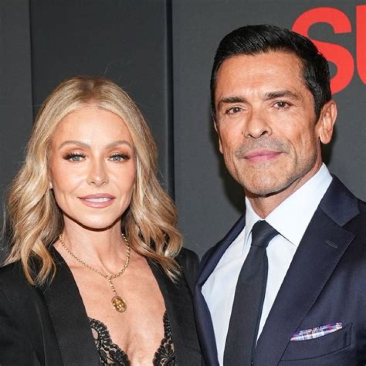 Mark Consuelos (Actor) Bio, Wiki, Age, Wife, Son, Riverdale, Net Worth