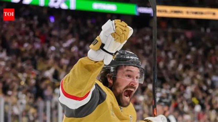 
Mark Stone
Net Worth
