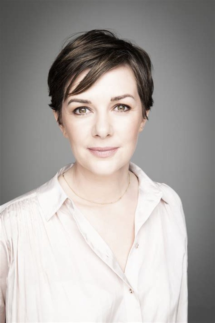 Mary Jo Deschanel: A Comprehensive Look At The Life And Career Of The Acclaimed Actress