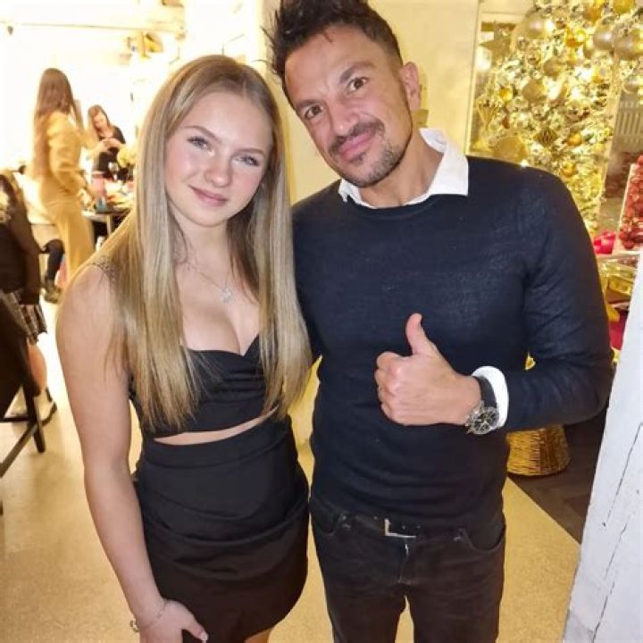 Meesha Garbett- Wiki, Age, Height, Net Worth, Boyfriend, Ethnicity