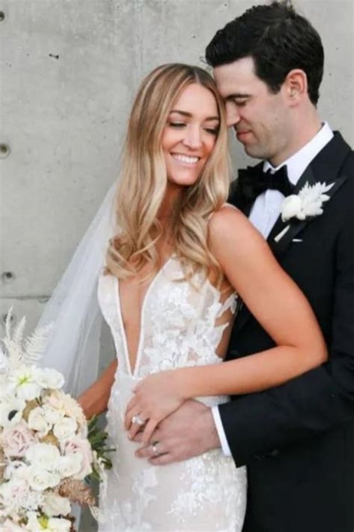 Meet Justin Schultz Girlfriend Turned Wife Jillian Schultz
