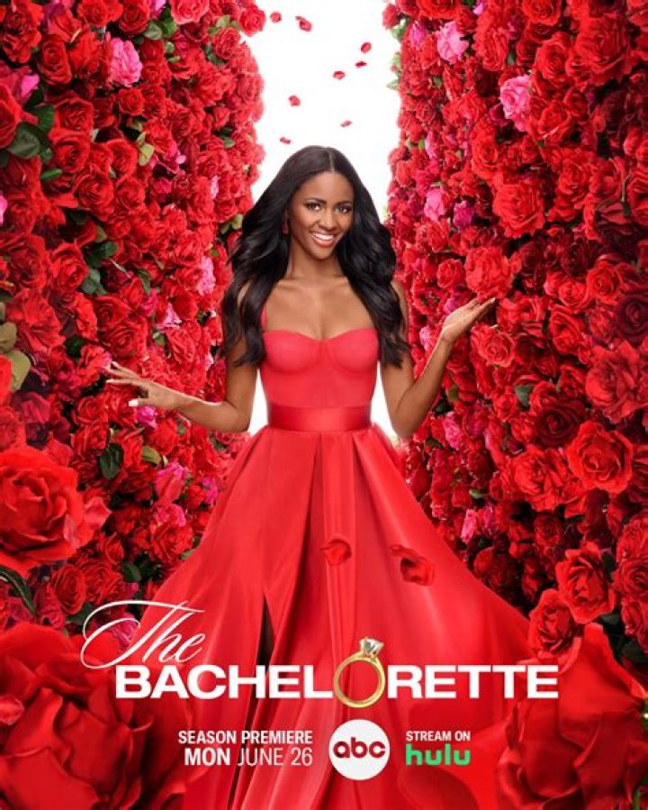 Memes & Tweets About Charity's Mom On 'The Bachelorette' Finale