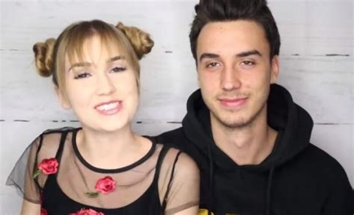 
Mia Maples Bio, Age, Height, Net Worth, & Boyfriend
