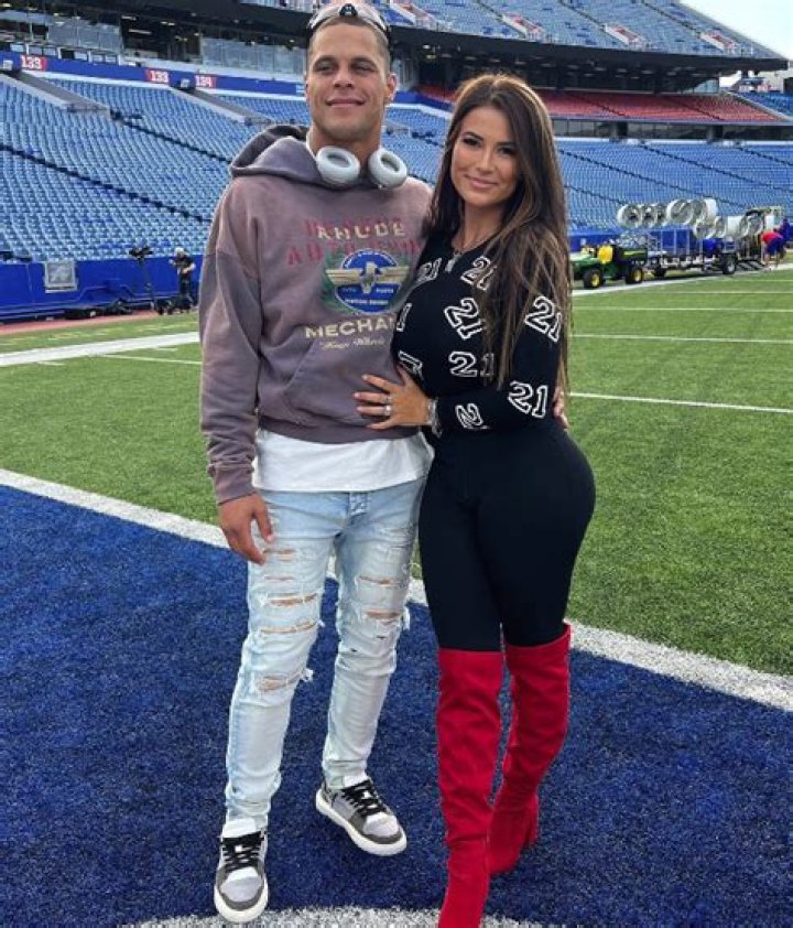 Micah Hyde Wife: Meet Amanda Hyde