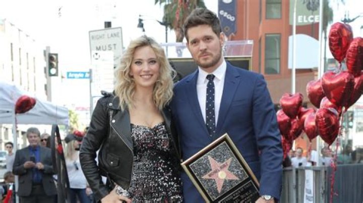 Michael Buble elbows wife on video, Luisana Lopilato defends him over ‘abuse’ claims