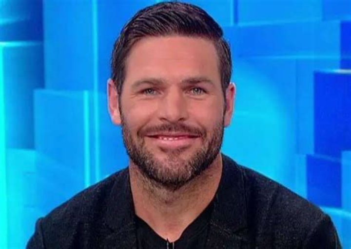 
Mike Fisher
Net Worth
