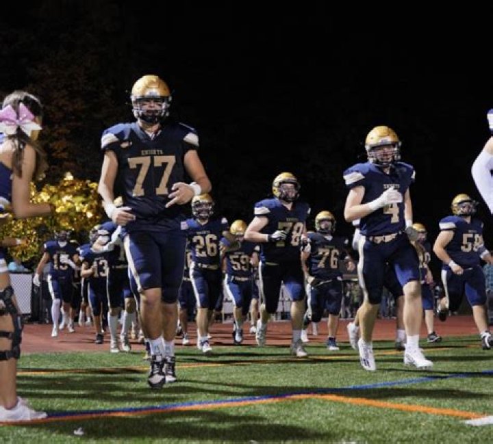 Monmouth College Football advances to Bowl game on November 19