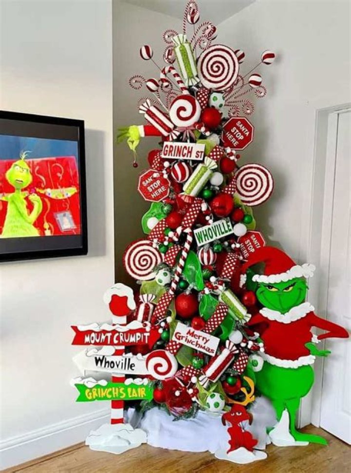 Mum creates Grinch Christmas tree for just £35 using B&M & Asda bargains