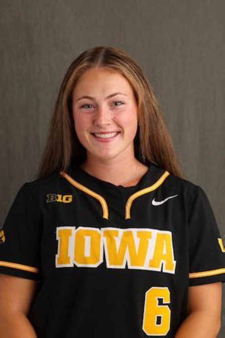 Muscatine Softball player Rylie Moss one of the best in Iowa