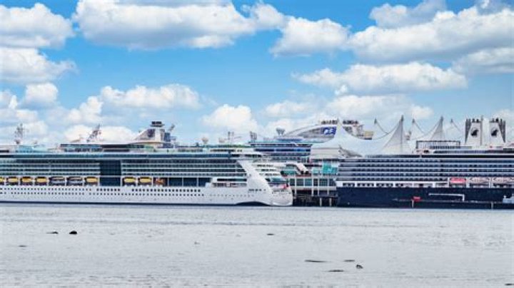 National cruise line season starts in QC