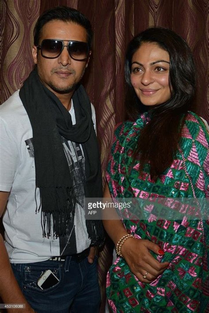 Neeru Bajwa Wiki, Age, Husband, Family, Children, Biography & More