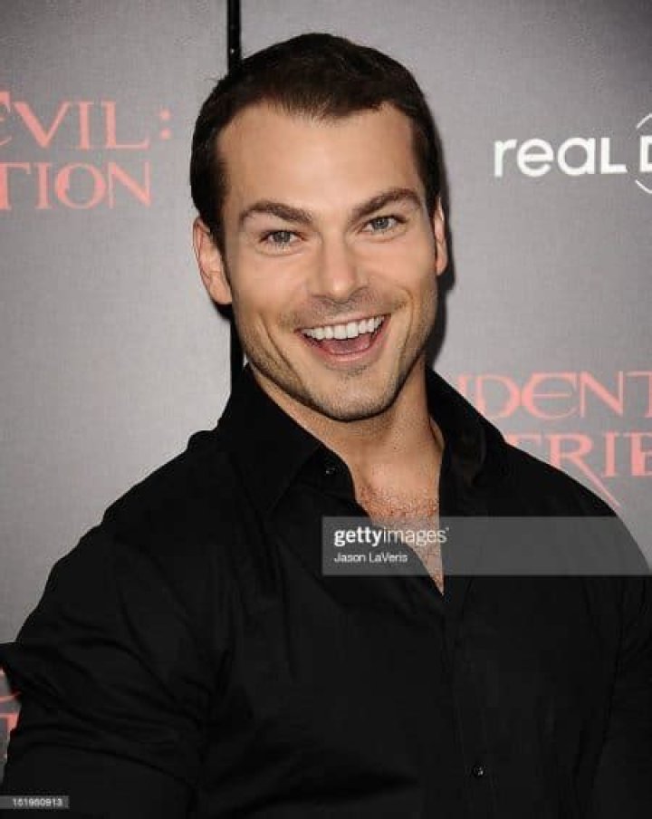 Net Worth, Wife, Height, Is He Gay?