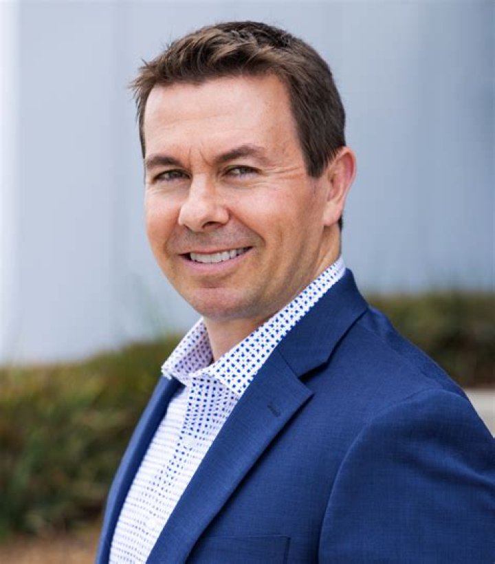 
Nicholas Applegate Capital Management A Ca LP (San Diego)

