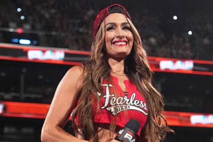 Nikki Bella’s neck scan reveals her fate in Total Divas mid-season finale