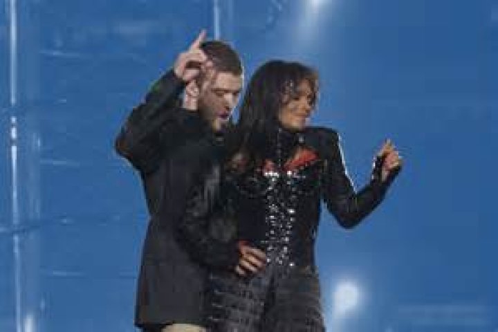 ‘Nipplegate’ Controversy: Did Justin Timberlake Leave Janet Jackson Alone?