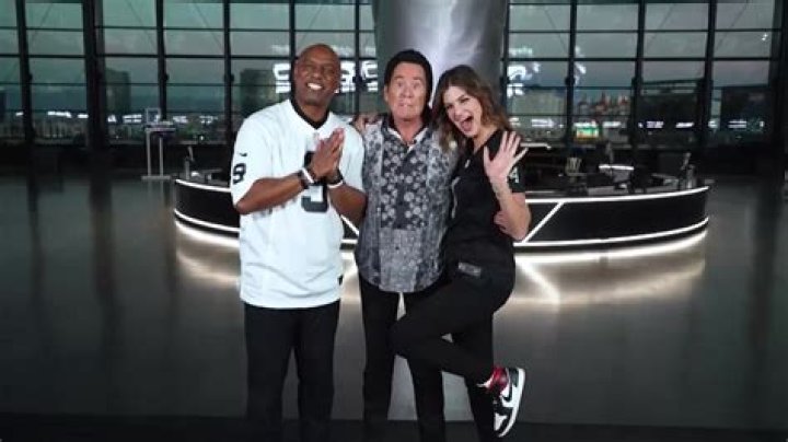 ‘Now look at us’: Wayne Newton excited for Super Bowl to hit Vegas