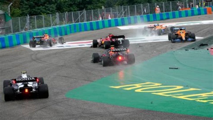 Ocon wins in Hungary, Hamilton 8-point lead after Vettel DQ