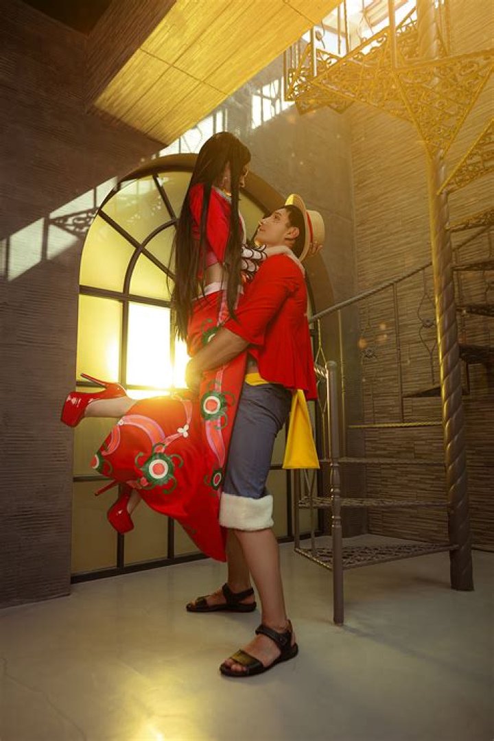 One Piece Cosplay Armors Up With Rebecca