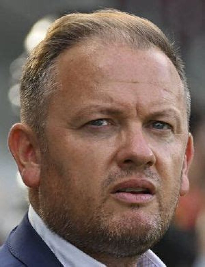Patrice Descamps - Manager profile
