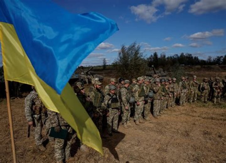 Pence supports ongoing Ukraine support to keep Russia in check