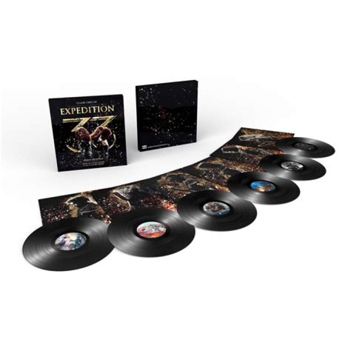 Persona 5 Gets a Deluxe 6-Record Vinyl Soundtrack Set