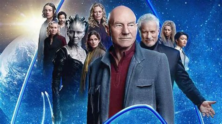 Picard Showrunner Reveals Why Season 3 Cut Most of the Previous Cast