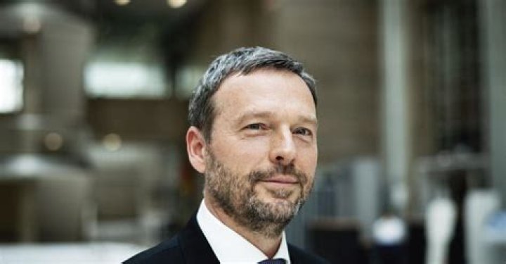 
Pierre Wunsch
Net Worth
