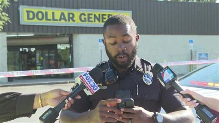 Police allege suspect robbed Dollar General