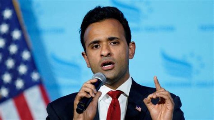 Presidential candidate Vivek Ramaswamy makes stop in Clinton