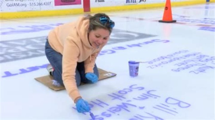 QC Storm encourages people to ‘paint the ice’ to honor cancer victims, survivors
