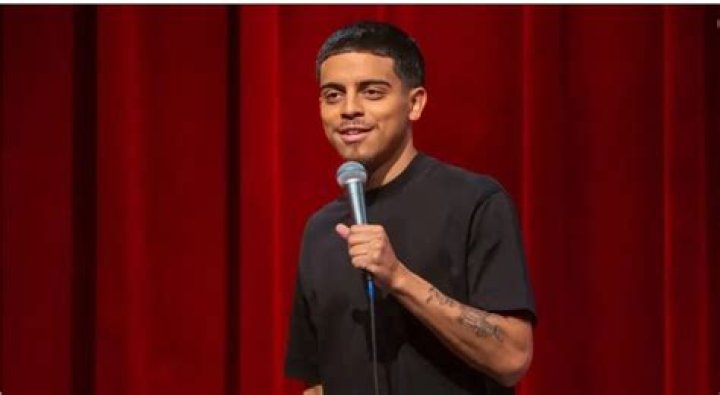 Ralph Barbosa: The Comedian’s Journey From Local Gigs to National Spotlight