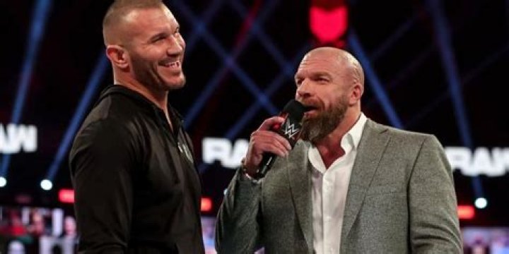 Randy Orton's former squad mates thank WWE for pulling him from 