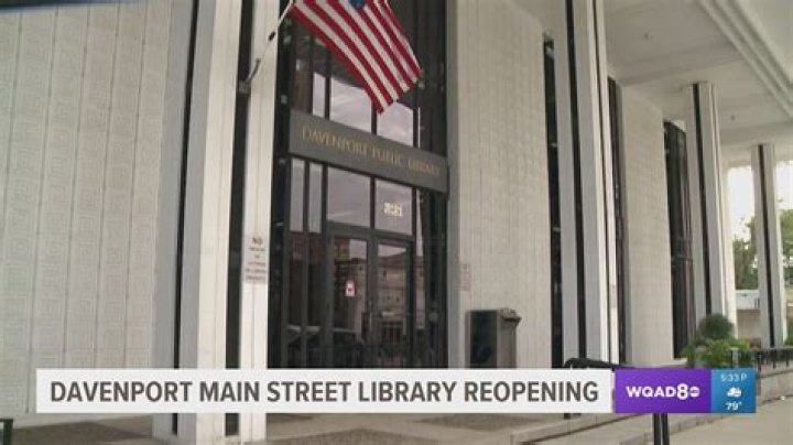 Read to a dog at the Davenport Public Library!