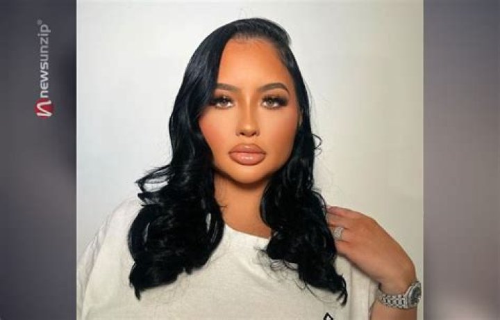 Renee Smith Wiki, Biography, Net Worth, Age, Family, Facts and More