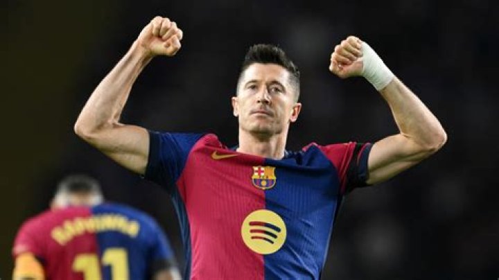 Robert Lewandowski [2024 Update]: career-net worth