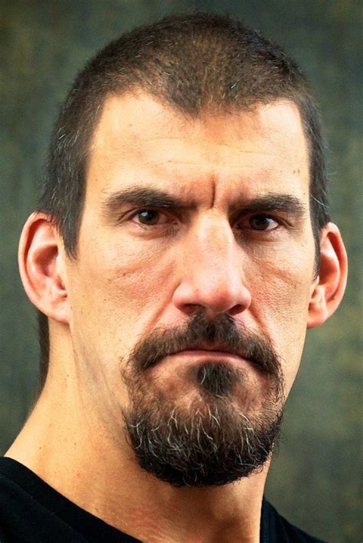 Robert Maillet’s Height, Wife, Net Worth, Children, Family, Wiki
