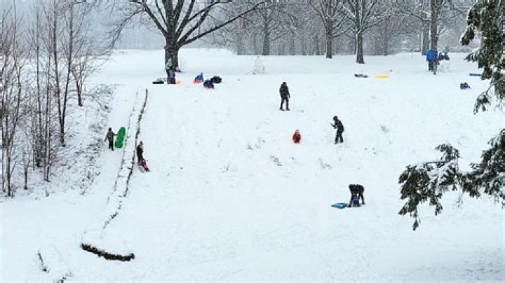 Rock Island-Milan, East Moline districts plan e-learning; Jordan closes because of snow