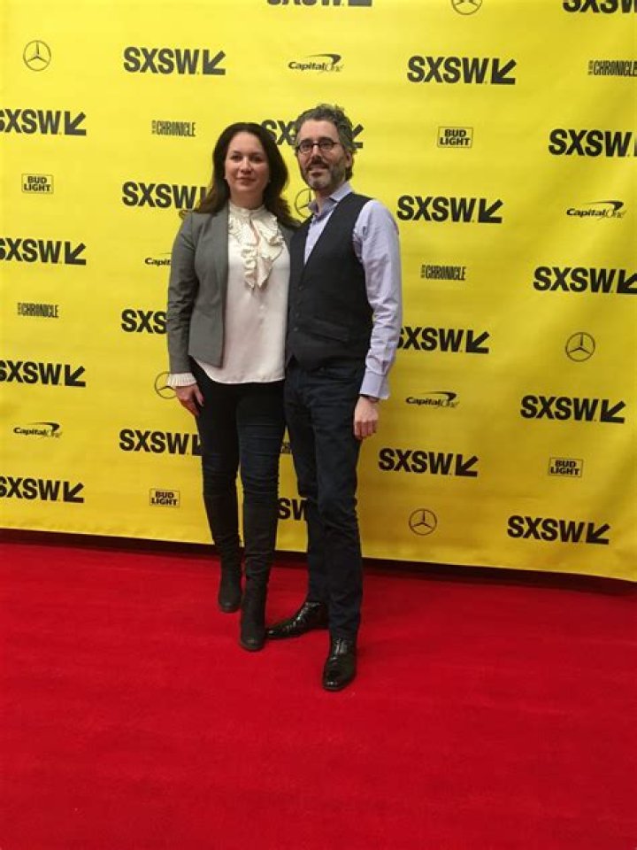 
Rukmini Callimachi Bio, Parents, Marriage, Husband, Salary & Net Worth