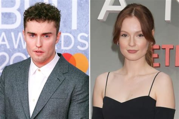 Sam Fender falls for actress Hannah Dodd after sliding into her DMs