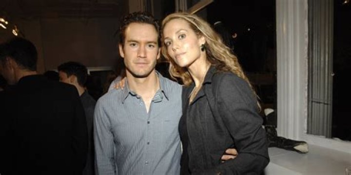 ‘Saved by the Bell Star Mark-Paul Gosselaar Reveals He Dated Elizabeth Berkley