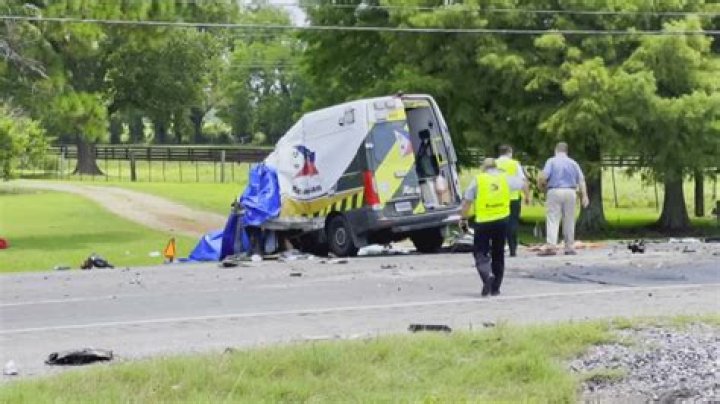 School bus driver with no licence walks away with just £235 fine after coach hit and killed girl, 15, in fatal crash – The Sun
