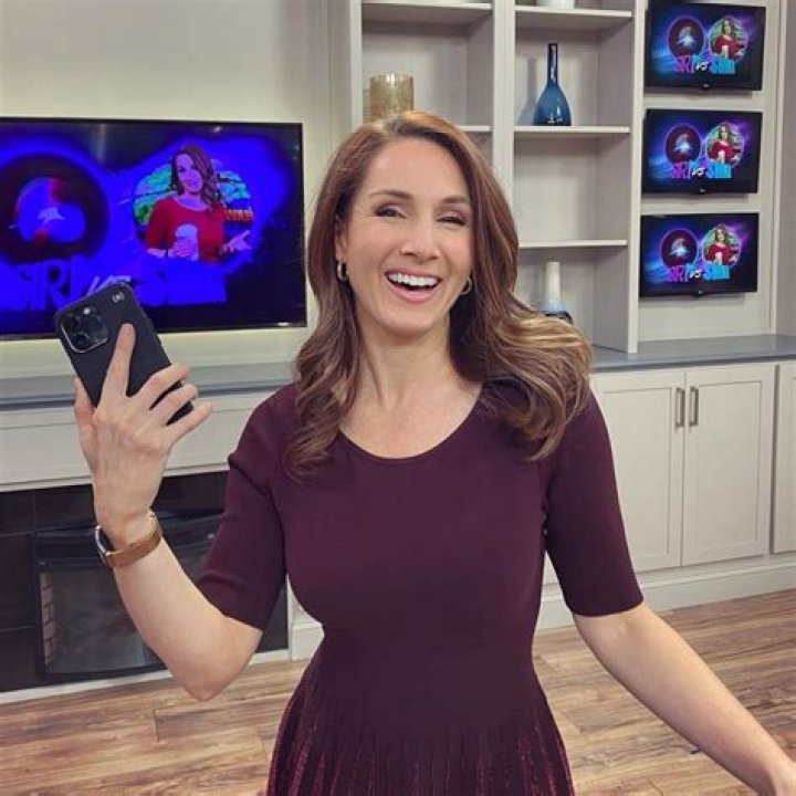 Shiri spear (Journalist) Wiki, Biography, Age, Boyfriends, Family, Facts and More