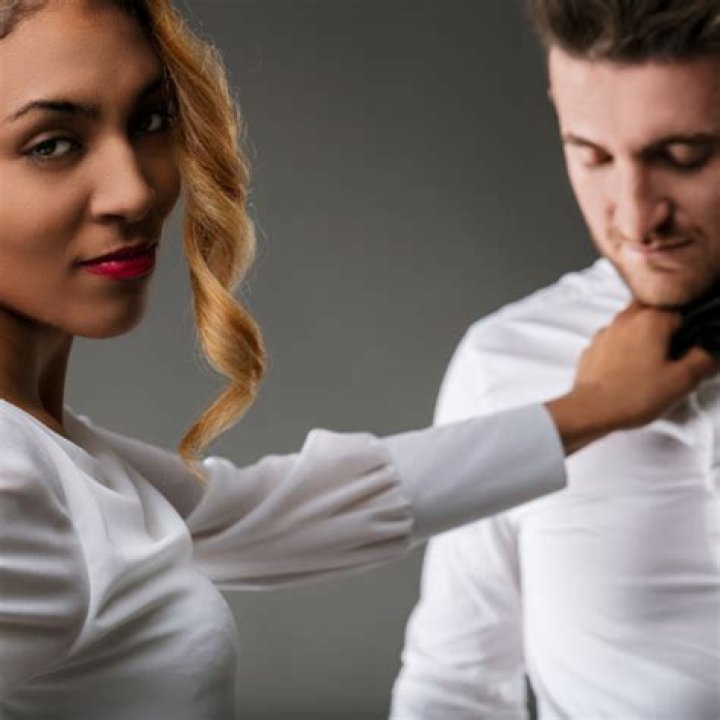 Should You Take Her Back If She Dumped You?
